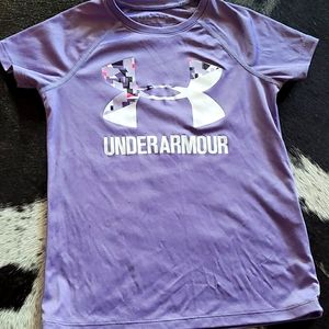 Girls UNDERARMOUR top